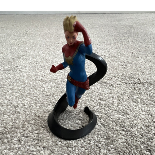 Marvel captain - marvel, plastic