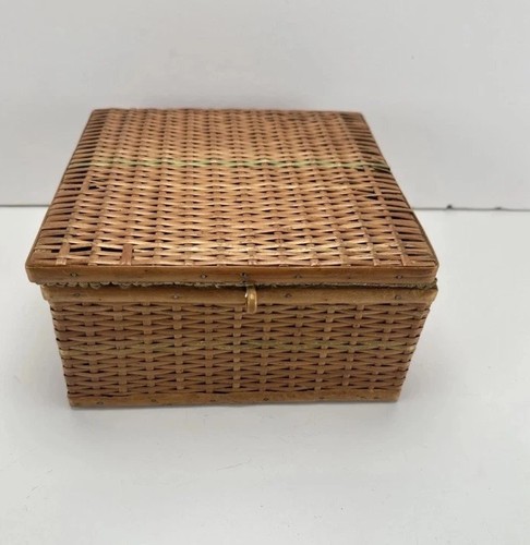 Vintage sewing basket - sewing,