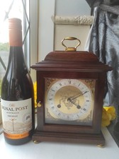 QUALITY COMITTI OF LONDON 8 DAY MAHOGANY STRIKING MANTEL CLOCK VGWO