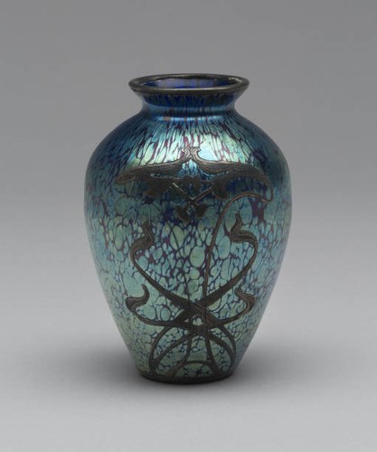 Vase circa 1900 - , made