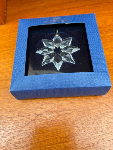 Boxed swarovski christmas - boxed,