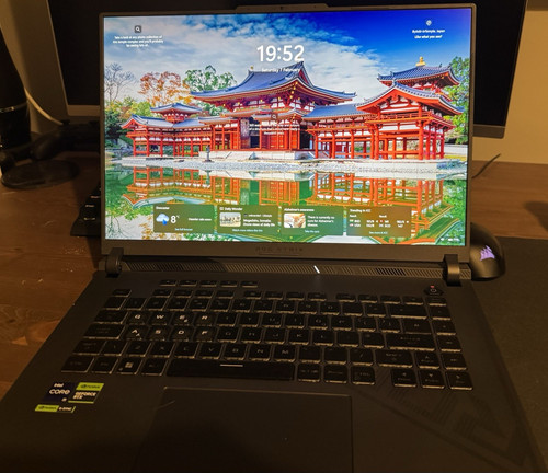 Asus rog strix g16 - strix,