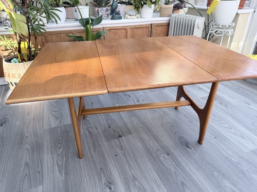 Vintage mid century retro - mid,
