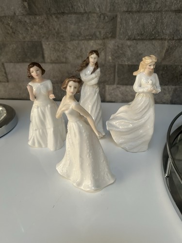 Royal doulton collectors club - royal,