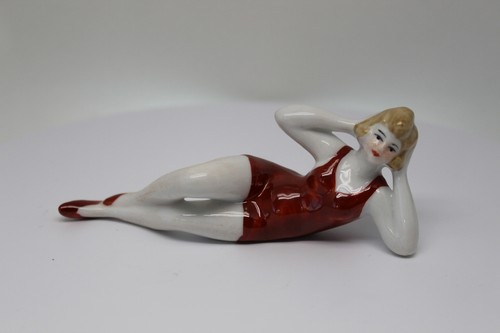 Figurine bathing beauty sexy - figurine,