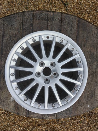 Genuine audi 18 - 8p, bbs