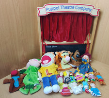 Vintage Foldaway ELC Wooden Puppet Theatre & 17 Assorted Puppet's See Pictures