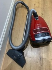 Miele S8 Cat&Dog S8 2200w