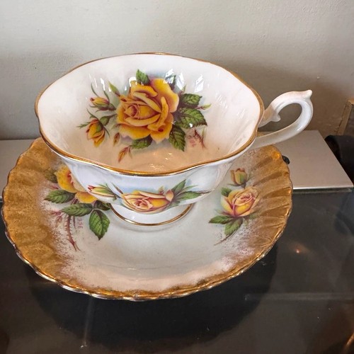 Royal albert bone china - albert,