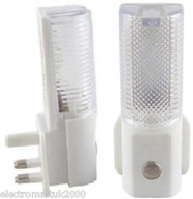 PLUG IN LOW ENERGY AUTOMATIC