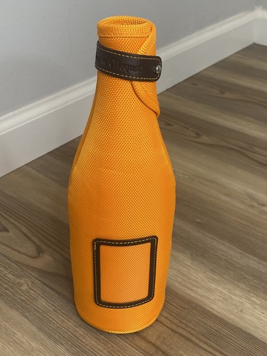 Veuve clicquot label champagne - veuve,