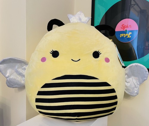 Soft toy bumblebee