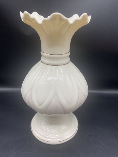 Belleek ireland lotus - belleek,