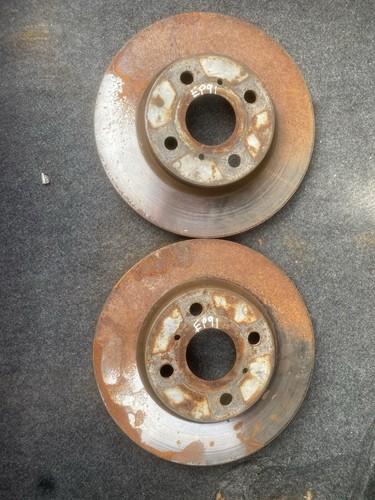 Front used brake discs - front,