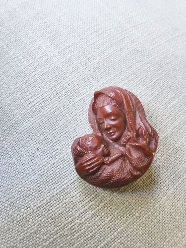 Madonna and child resin - resin, brooch