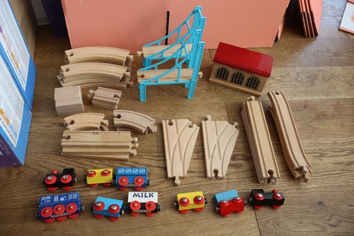 Mixed brands wooden train - brands,
