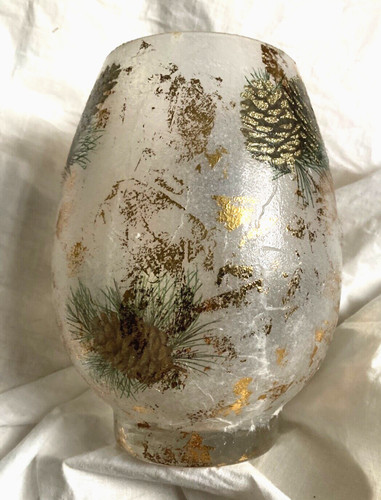 Pretty gold flecked - ,