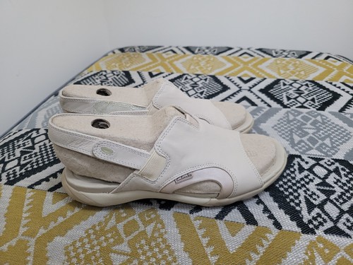 Womens cream clarks active - womens, air
