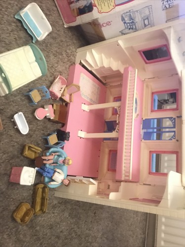 Fisher price dream dolls house - price,