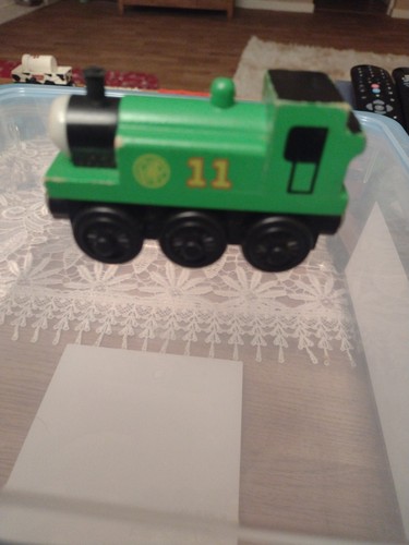 Thomas wooden railway - wooden,