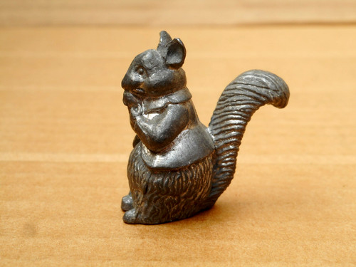 Timpo lead squirrel nutkin - ,