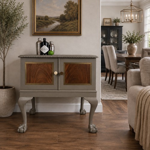 Mahogany cocktail cabinet - cocktail, in