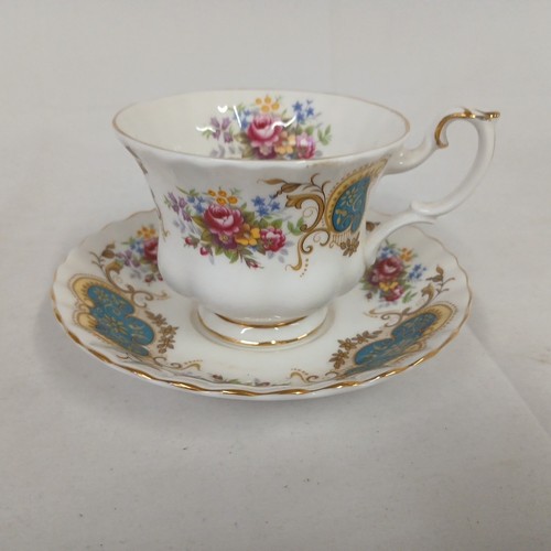 Royal albert bone china - royal,