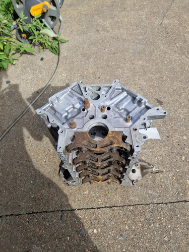 Bmw series engine block - 7,