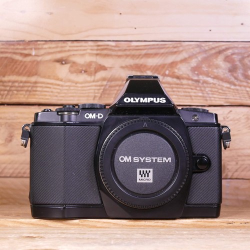 Used olympus m5 black - used,