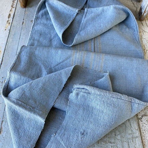 Dyed blue grain - blue, caramel
