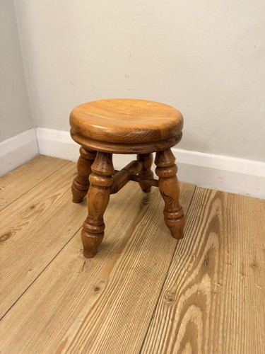 Small vintage wooden oak - small,