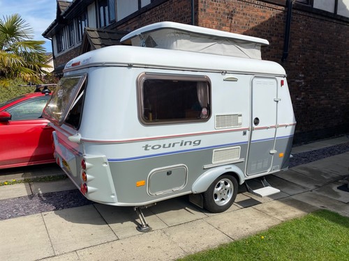 Eriba familia 320 berth - familia,