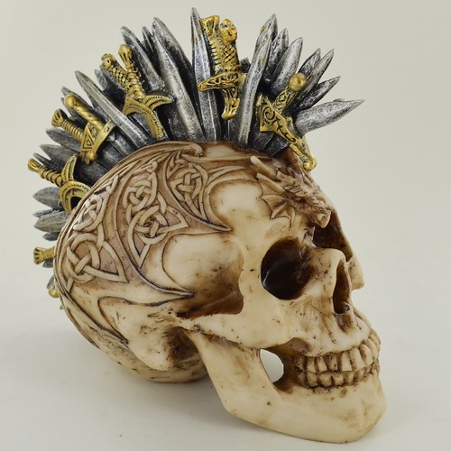 Sword mohawk skull small - skull,