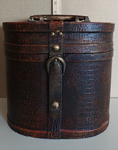Antique leather wood - antique, /
