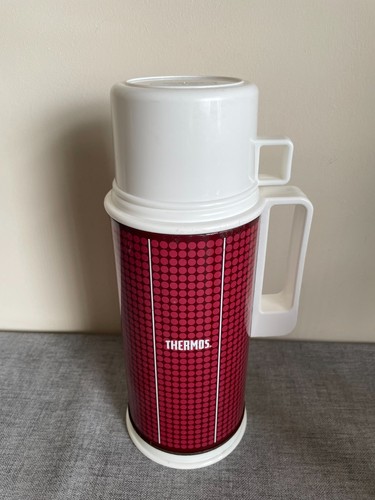 Vintage 1960 metal - metal, thermos