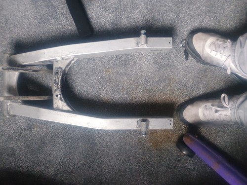 Gsxr 750 swingarm - gsxr,