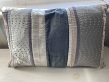 LAURA ASHLEY STRIPE CUSHION 58