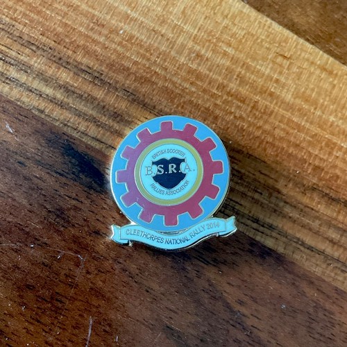 Scooter club pin badge - scooter, vespa