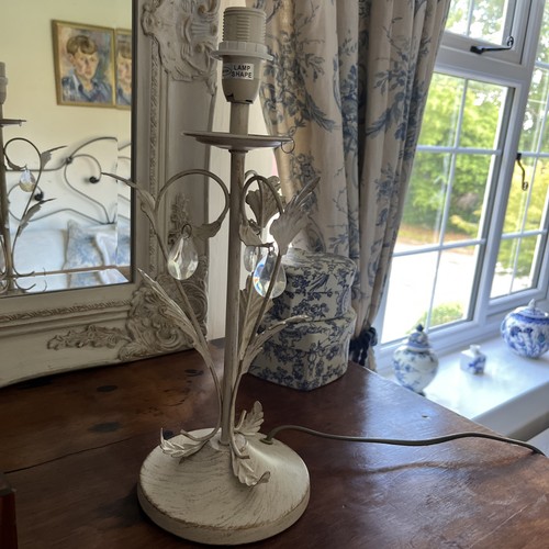 Shabby chic cream - shabby,