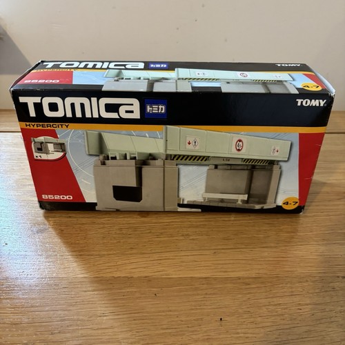 Tomy tomica hypercity - tomica,