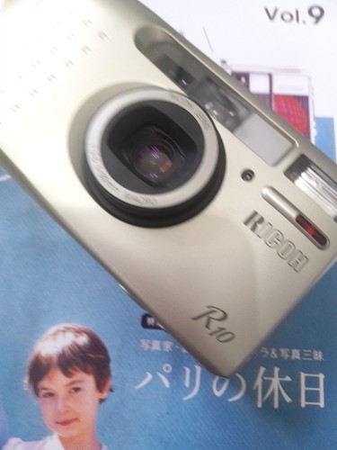 Ricoh r10 prime lens - ricoh, compact