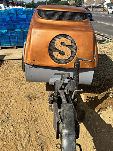 Towable construction site - towable,