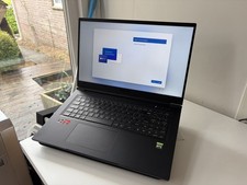 Medion Erazer Beast X25 Gaming