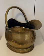 ANTIQUE ENGLISH COAL SCUTTLE/