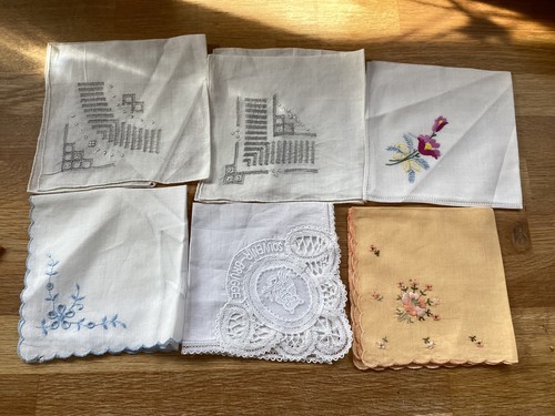 Vintage ladies hankies - ladies,