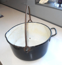 Vintage Gypsy Traveller enamel