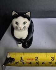 vintage Quail Pottery black