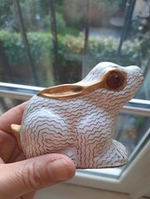 Lovely Hollow Metal White And