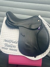 16.5 Inch GFS Monarch Black Saddle Adjustable Gullet Jump Saddle