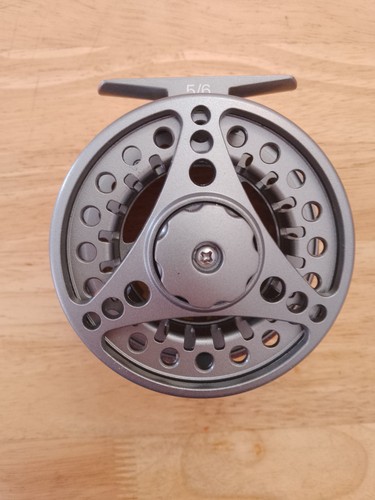 Fly fishing reel - 5/6, grey